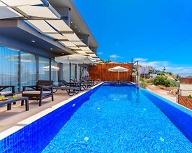 Kaş Bezirgan'da Geniş Ailelere Uygun, Özel Havuzlu, Konforlu Villa - 2