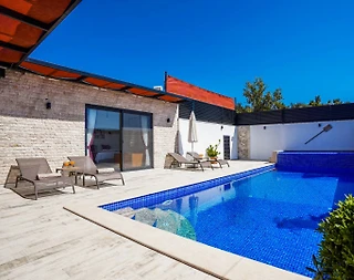 Kaş Bezirgan'da Huzurlu Doğada, Özel Havuzlu, 2+1 Konforlu Villa - 2