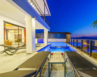 Kaş Bezirgan'da Kalabalık Ailelere Uygun, Özel Havuzlu, Ferah Villa - 4