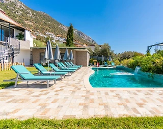 Kaş Bezirgan'da Manzaralı, Özel Havuz ve Olanaklı, Lüks Kiralık Villa - 3