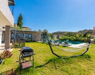 Kaş Bezirgan'da Manzaralı, Özel Havuz ve Olanaklı, Lüks Kiralık Villa - 4