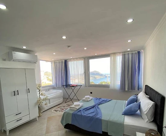 Kaş Bezirgan'da Merkeze Yakın Konumda, Deniz Manzaralı, 2+1 Daire - 1