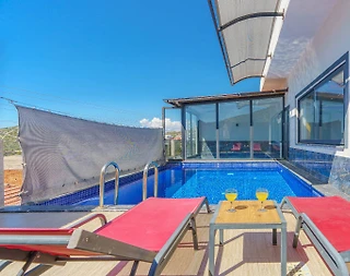 Kaş Bezirgan'da Merkezi Konumda, Özel Havuzlu, Balayı Villası - 3
