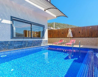 Kaş Bezirgan'da Merkezi Konumda, Özel Havuzlu, Balayı Villası - 4