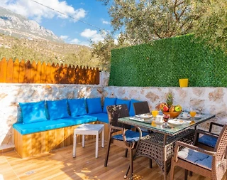 Kaş Bezirgan'da Minimalist Tasarımlı, Özel Havuzlu, Balayı Villası - 4