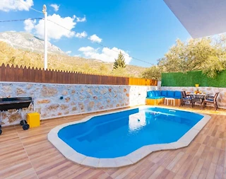 Kaş Bezirgan'da Minimalist Tasarımlı, Özel Havuzlu, Balayı Villası - 5