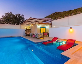 Kaş Bezirgan'da Minimalist Tasarımlı, Özel Havuzlu, Konforlu Villa - 2