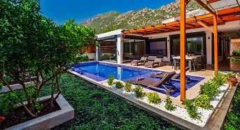 Kaş Bezirgan'da Modern Tasarıma Sahip, Özel Havuzlu, Konforlu Villa