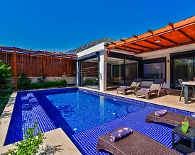 Kaş Bezirgan'da Modern Tasarıma Sahip, Özel Havuzlu, Konforlu Villa - 2