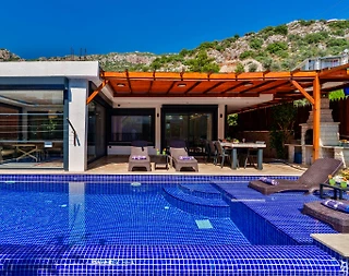 Kaş Bezirgan'da Modern Tasarıma Sahip, Özel Havuzlu, Konforlu Villa - 3