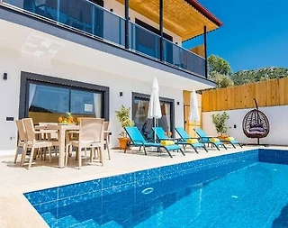 Kaş Bezirgan'da Modern Tasarımlı, Özel Havuzlu, Jakuzili Villa - 3