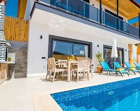Kaş Bezirgan'da Modern Tasarımlı, Özel Havuzlu, Jakuzili Villa - 3