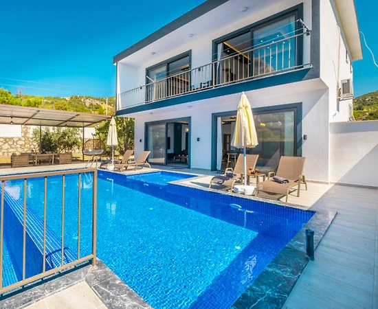 Kaş İkizce'de Muhteşem Dağ Manzaralı, Özel Havuzlu, Jakuzili Villa - 1
