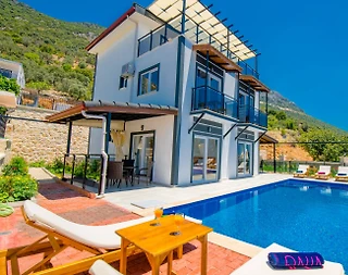 Kaş Bezirgan'da Muhteşem Deniz Manzaralı, Özel Havuzlu, 7 Kişilik Villa - 1