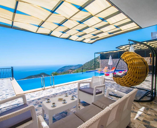 Kaş Bezirgan'da Muhteşem Deniz Manzaralı, Özel Havuzlu, Kiralık Villa - 1