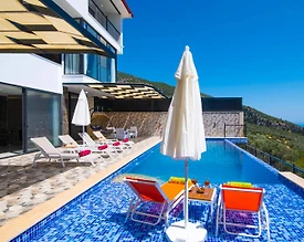 Kaş Bezirgan'da Muhteşem Deniz Manzaralı, Özel Havuzlu, Kiralık Villa - 2