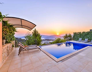 Kaş Bezirgan'da Muhteşem Deniz Manzaralı, Özel Havuzlu, Konforlu Villa - 4