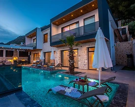 Kaş Bezirgan'da Muhteşem Deniz Manzaralı, Özel Havuzlu, Lüks Villa - 2