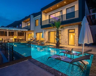Kaş Bezirgan'da Muhteşem Deniz Manzaralı, Özel Havuzlu, Lüks Villa - 1