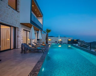 Kaş Bezirgan'da Muhteşem Deniz Manzaralı, Özel Havuzlu, Lüks Villa - 3