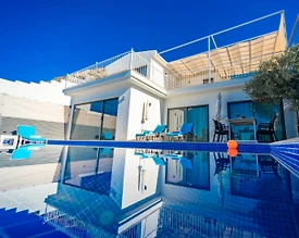 Kaş Bezirgan'da Muhteşem Deniz Manzaralı, Özel Havuzlu, Kiralık Villa - 3