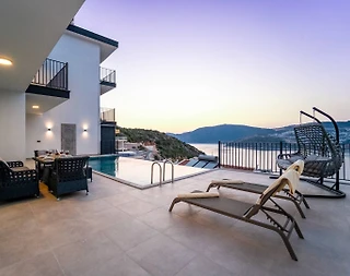 Kaş Bezirgan'da Muhteşem Deniz Manzaralı, Sonsuzluk Havuzlu, Kiralık Villa - 4