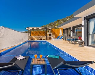 Kaş Bezirgan'da Muhteşem Doğada, Özel Havuzlu, Muhafazakar Villa - 1