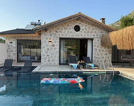 Kaş Bezirgan'da Muhteşem Doğada, Özel Havuzlu, Kiralık Taş Villa - 3