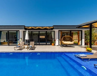 Kaş Bezirgan'da Muhteşem Manzaralı, Özel Havuzlu, Balayı Villası - 2