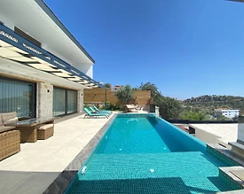 Kaş Bezirgan'da Muhteşem Manzaralı, Özel Havuzlu, Kiralık Villa - 3