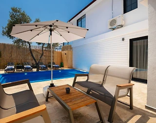 Kaş Bezirgan'da Nezih Konumda, Özel Havuzlu, Jakuzili Villa - 5