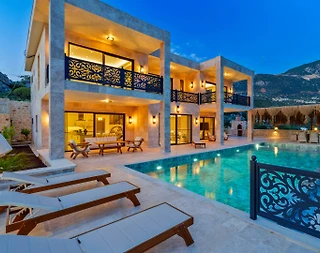 Kaş Bezirgan'da Nezih Konumda, Özel Havuzlu, Lüks Villa - 1