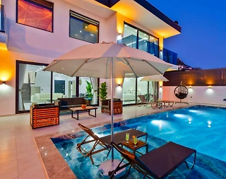 Kaş Bezirgan'da Muhteşem Dağada, Sonsuzluk Havuzlu, Saunalı Villa - 1