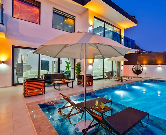 Kaş Bezirgan'da Muhteşem Dağada, Sonsuzluk Havuzlu, Saunalı Villa - 1