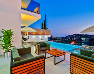 Kaş Bezirgan'da Muhteşem Dağada, Sonsuzluk Havuzlu, Saunalı Villa - 3