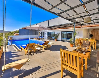Kaş Bezirgan'da Orman Manzaralı, Özel Havuzlu, Saunalı, Kiralık Villa - 1