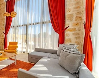 Kaş Bezirgan'da Otantik Tasarımlı, Özel Havuzlu, Ferah Taş Ev - 3