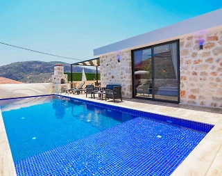 Kaş Bezirgan'da Otantik Tasarımlı, Özel Havuzlu, Jakuzili Villa - 4