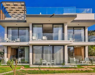 Kaş Bezirgan'da Panoramik Deniz Manzaralı, Özel Havuzlu, Şık Villa - 1