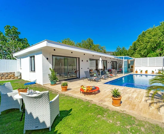Kaş Bezirgan'da Sakin Doğa İçerisinde, Özel Havuzlu, Saunalı Villa - 1