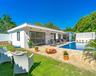 Kaş Bezirgan'da Sakin Doğa İçerisinde, Özel Havuzlu, Saunalı Villa - 1