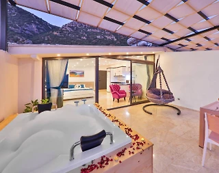 Kaş Bezirgan'da Sakin Konumda, 2 Kişilik, Kiralık Suit - 4