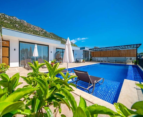 Kaş Bezirgan'da Sakin Konumda, Özel Havuzlu, 4 Kişilik Villa - 1
