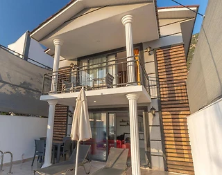 Kaş Bezirgan'da Sakin Konumda, Özel Havuzlu, Balayı Villası - 1