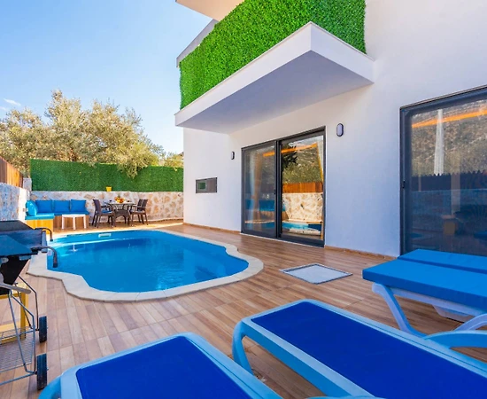 Kaş Bezirgan'da Sakin Konumda, Özel Havuzlu, Jakuzili Villa - 1