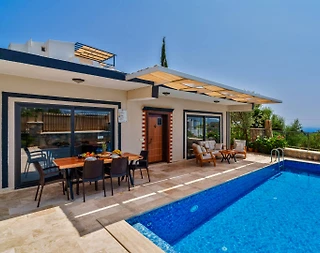 Kaş Bezirgan'da Sakin Konumda, Özel Havuzlu, Kiralık Villa - 1