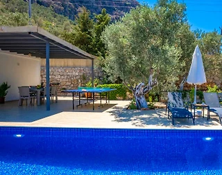 Kaş Bezirgan'da Şehir Gürültüsünden Uzak, Özel Havuzlu, Konforlu Villa - 2