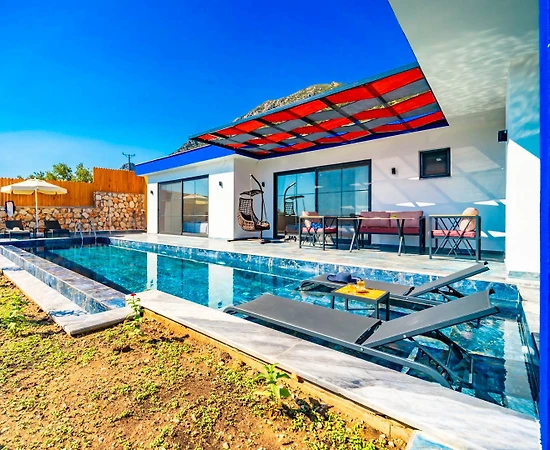 Kaş Bezirgan'de Enfes Doğa Manzaralı, Özel Havuzlu, Kiralık Villa - 1