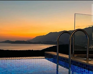 Kaş Andifli'de Muhteşem Deniz Manzaralı, Özel Havuzlu, Kiralık Villa - 2