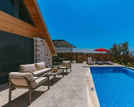 Kaş Çavdır'da Balayı Çiftlerine Uygun, Özel Havuzlu, Ferah Bungalov - 3